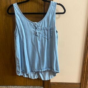 Size medium tank top